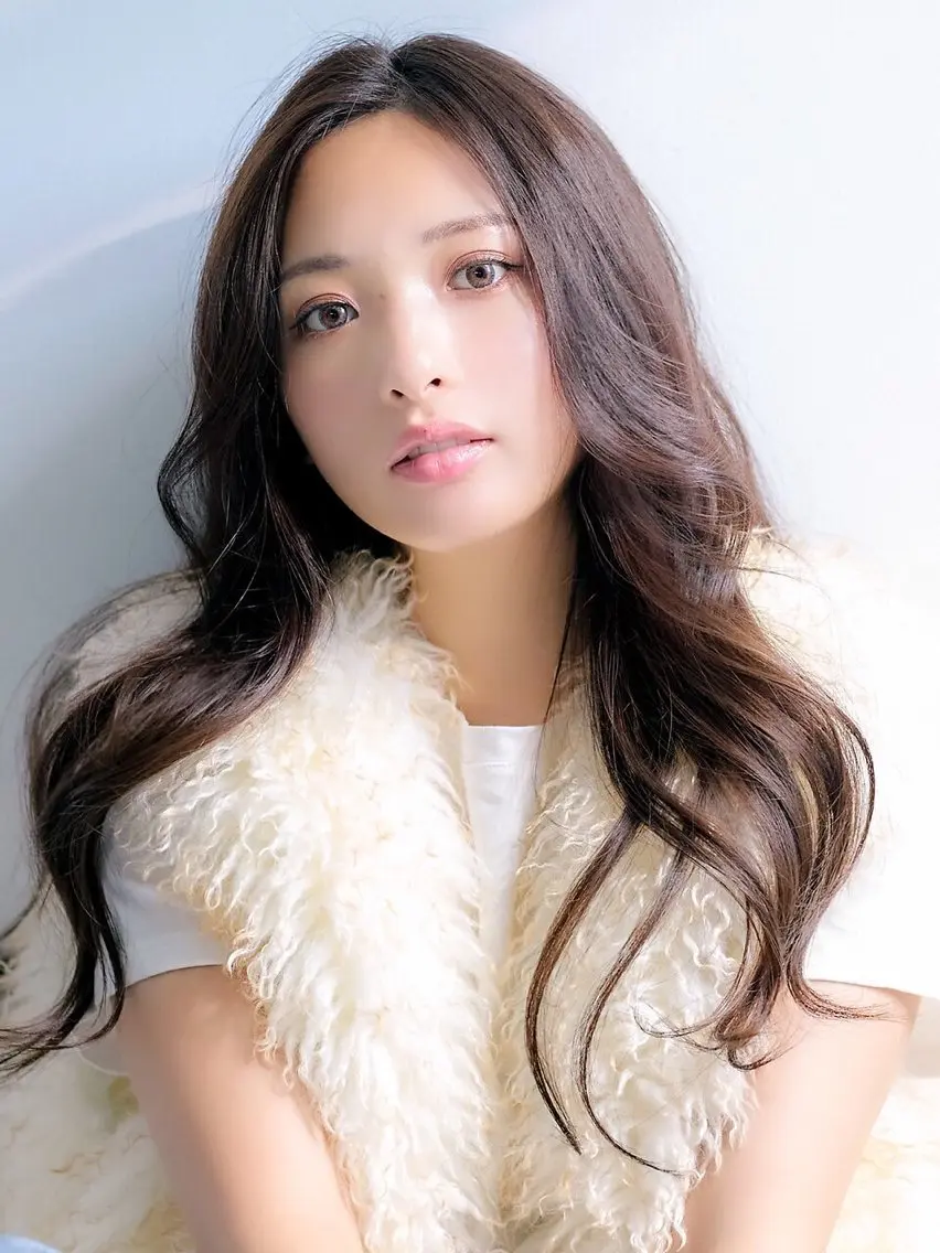 ロング カラー lafithhair élanのヘアスタイル