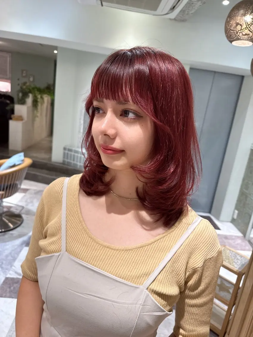 ミディアム カラー ベージュカラー 黒髪 ブリーチ ブルーカラー ブルーブラック カット ヘアカラー トリートメント 木屋元一/透明感 /前髪/レイヤーのヘアスタイル