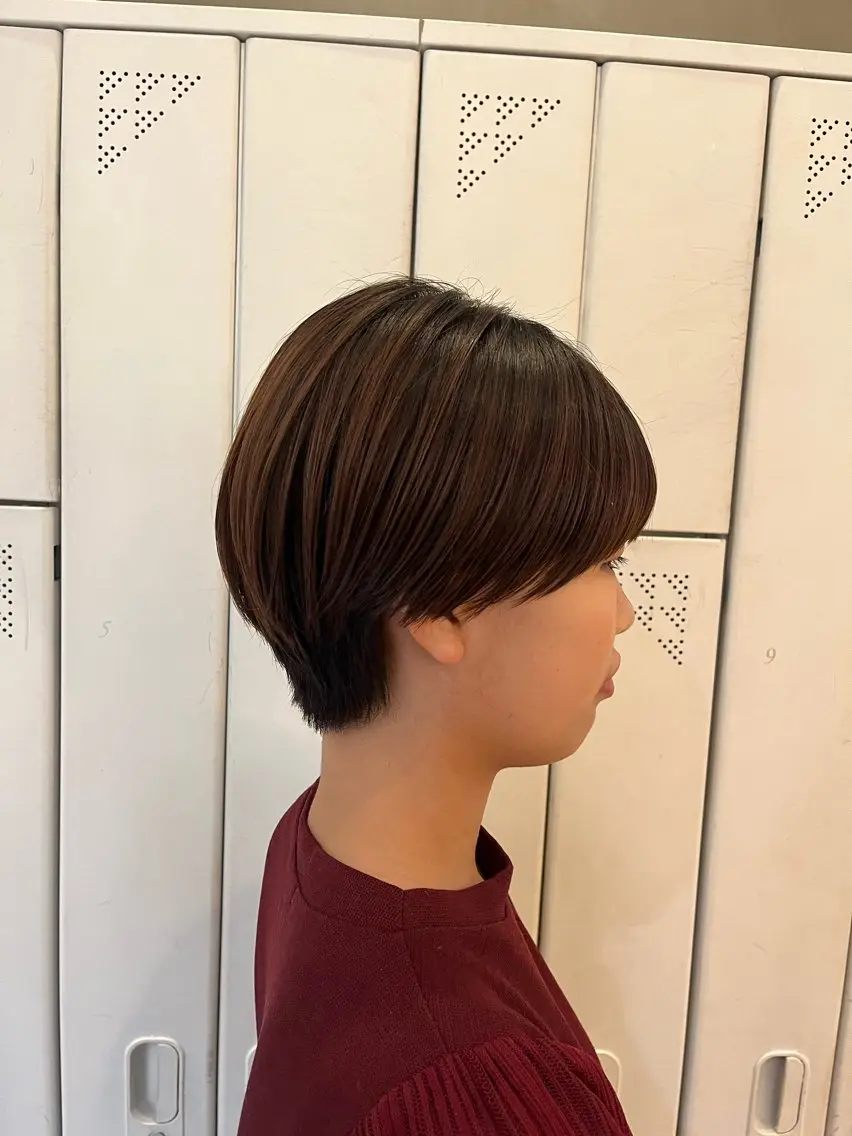 ショート 飯田 愛結のヘアスタイル