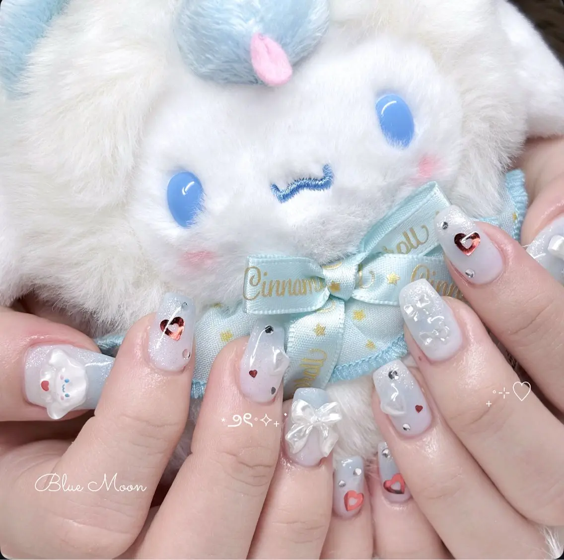ネイル リボン ハンドネイル フットネイル ハンドケア nail salon Blue Moonのネイルデザイン