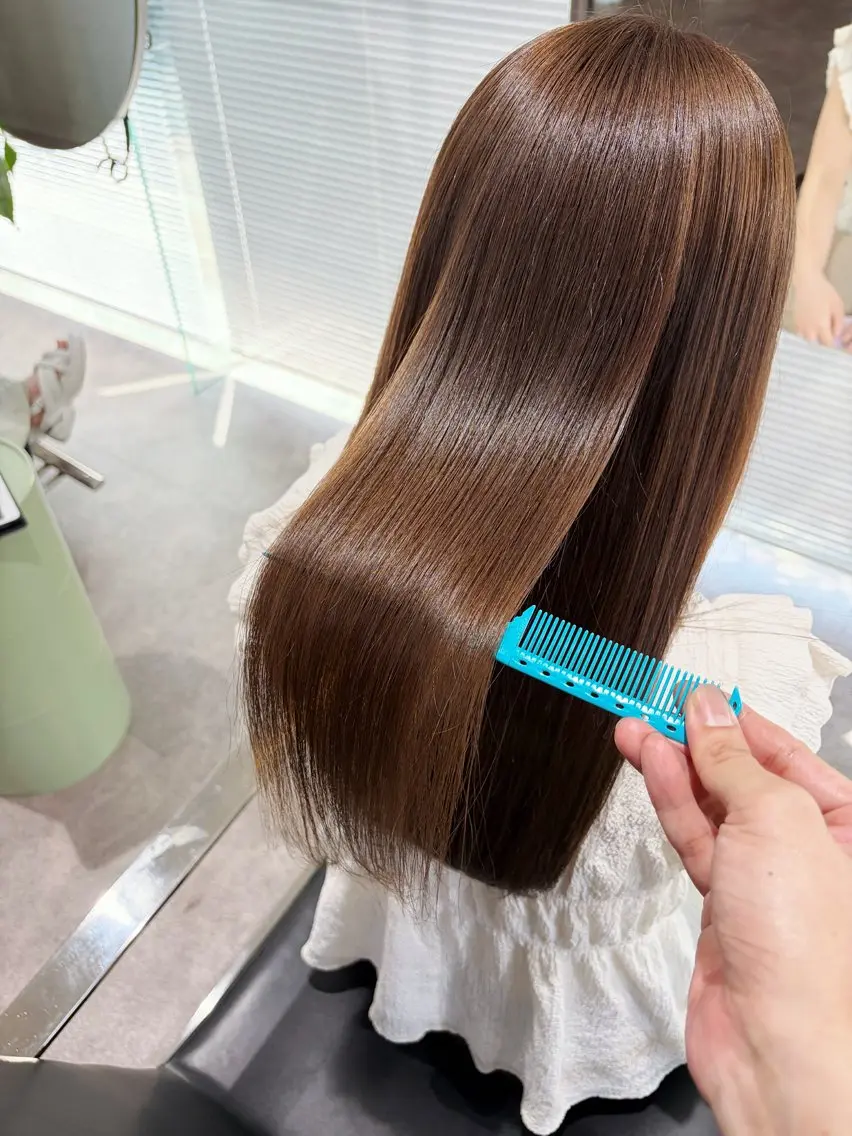 ロング カラー 髪質改善 縮毛矯正 カット ヘアカラー 縮毛矯正 トリートメント 城慎太郎 大濠/レイヤーカットのヘアスタイル