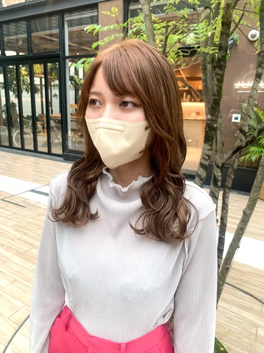 セミロング カラー ヘアアレンジ ブリーチ カット ヘアカラー トリートメント yuka .のヘアスタイル