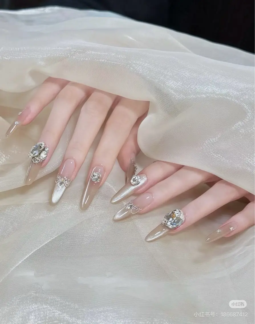 ネイル フレンチネイル ガラスフレンチ キラキラネイル 韓国ネイル ロングネイル star nail salonのネイルデザイン