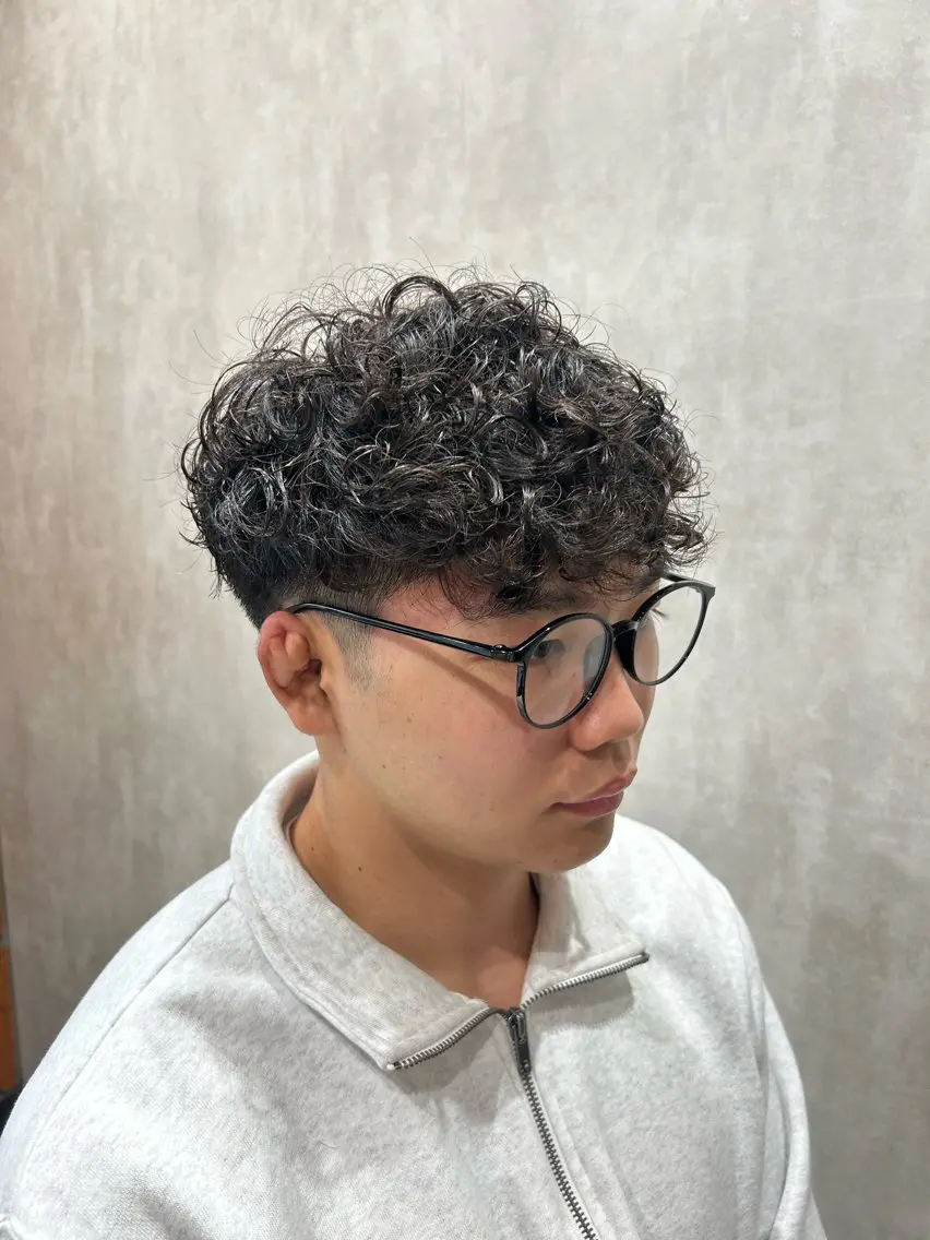 スパイラル，ツイストパーマ🌀🌀➕カットの写真