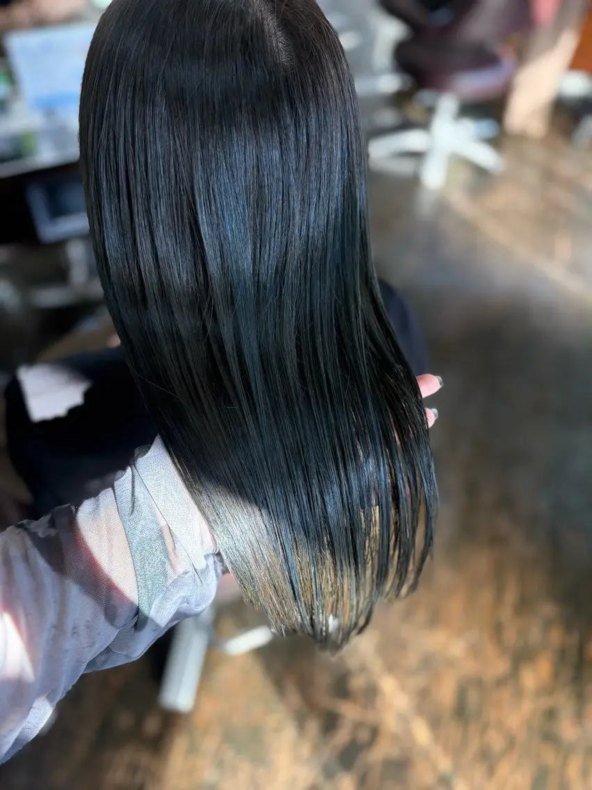 ロング アッシュ ハイライト 🫧 YUNA 🫧のヘアスタイル