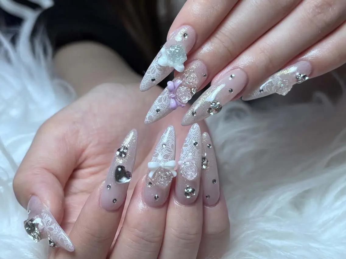 ネイル チークネイル クリアネイル ガーリー キラキラネイル 韓国ネイル RiRi Belle Nail池袋のネイルデザイン