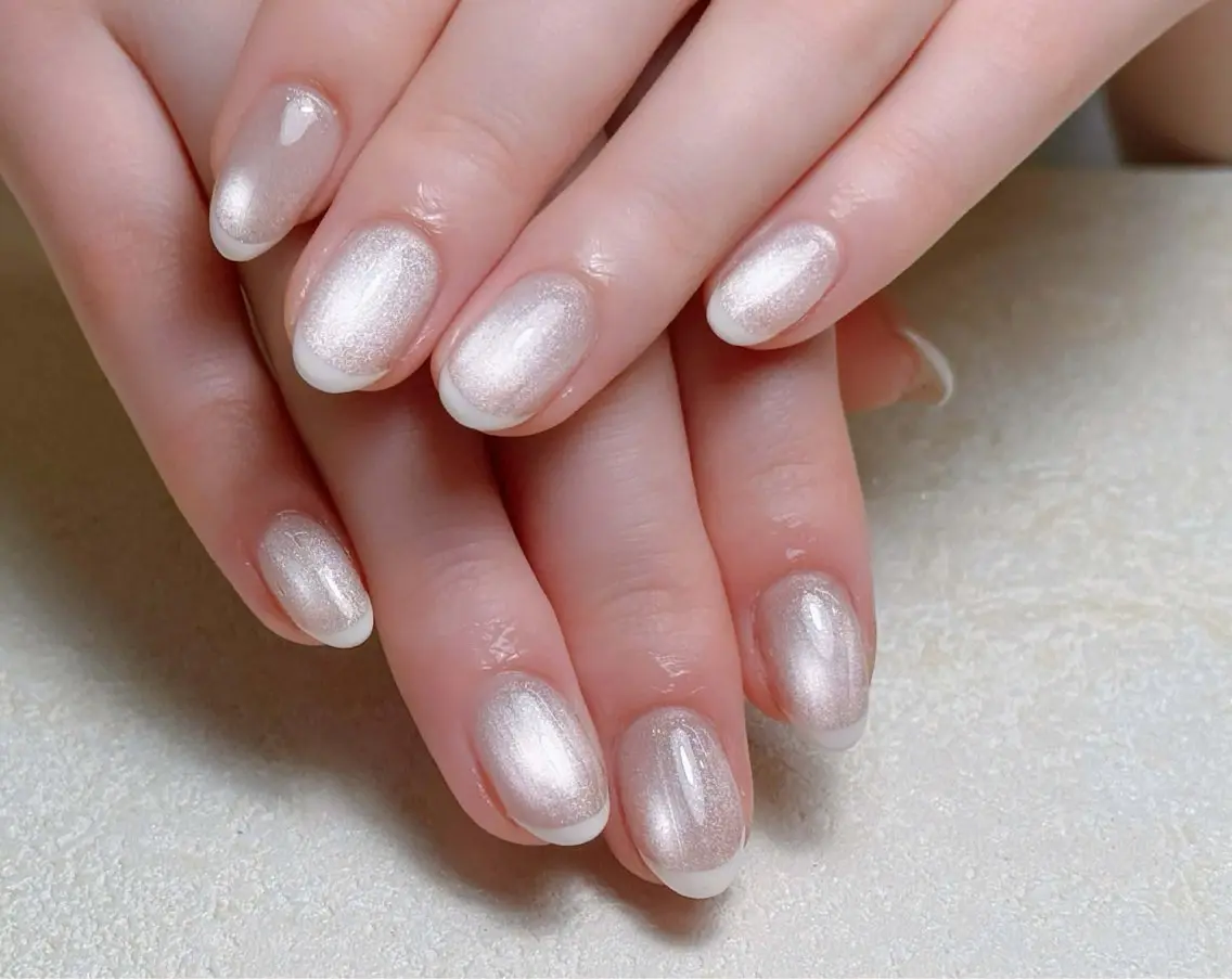 ネイル チークネイル 長さ出し フレンチネイル グラデーション キラキラネイル 中野駅から2分 MEO NAILのネイルデザイン