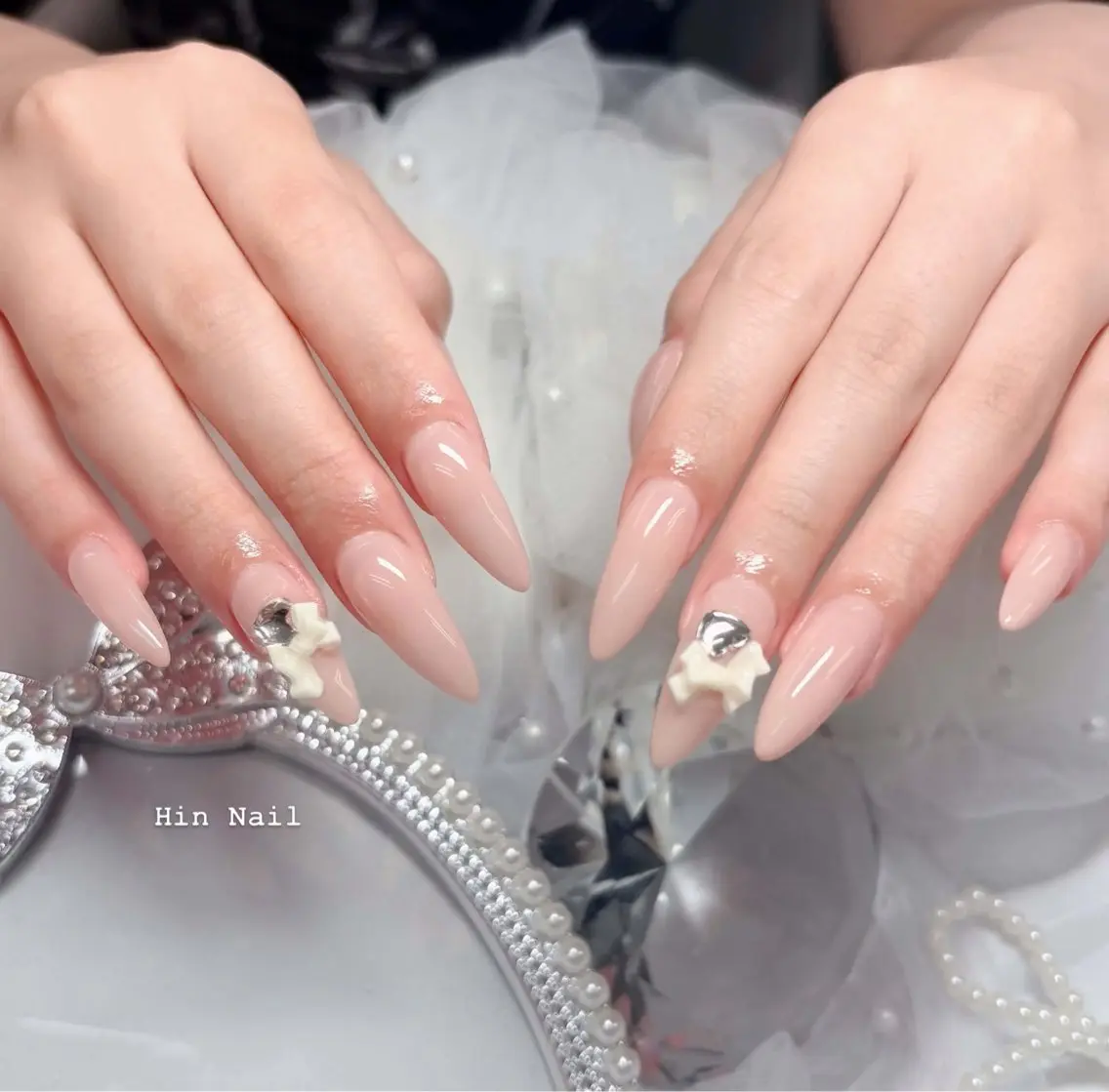 ネイル ハンドネイル HIN NAILのネイルデザイン