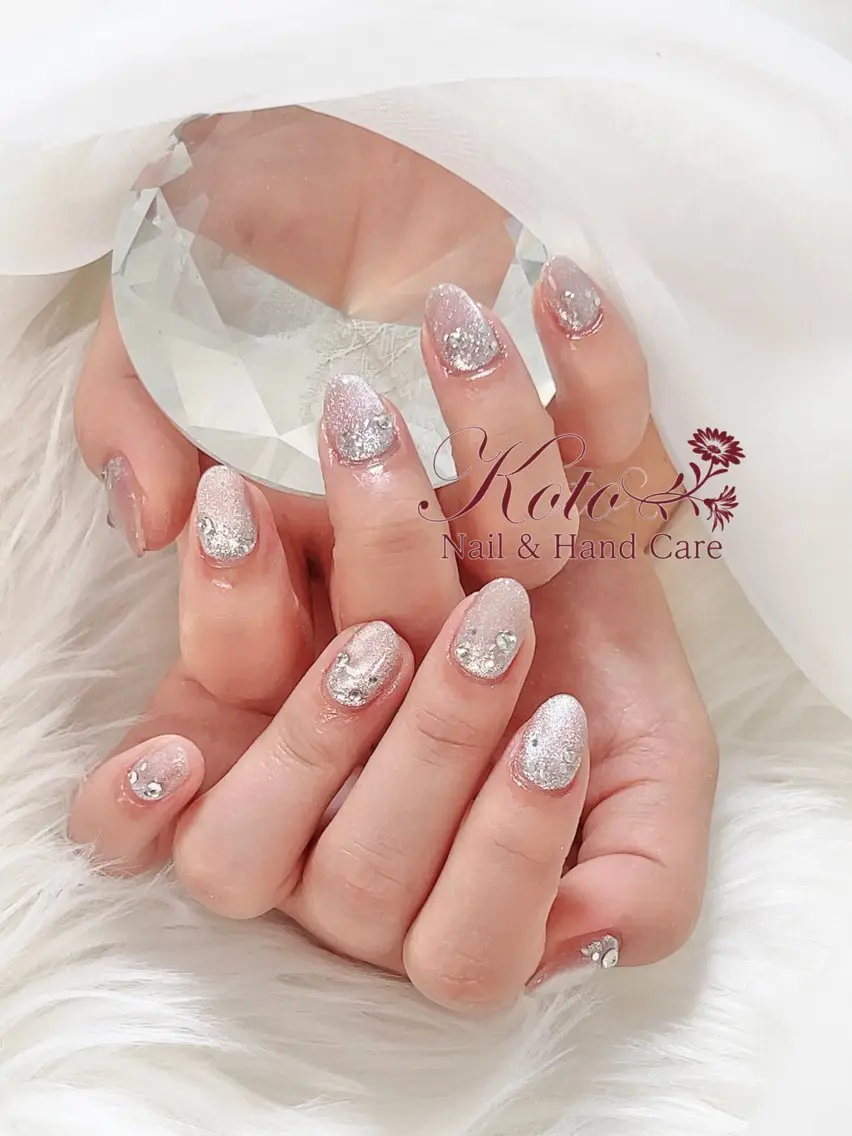 ネイル 長さ出し ジェルネイル 持ち込み ニュアンスネイル 赤色 ハンドネイル Nail Salon KOTOのネイルデザイン