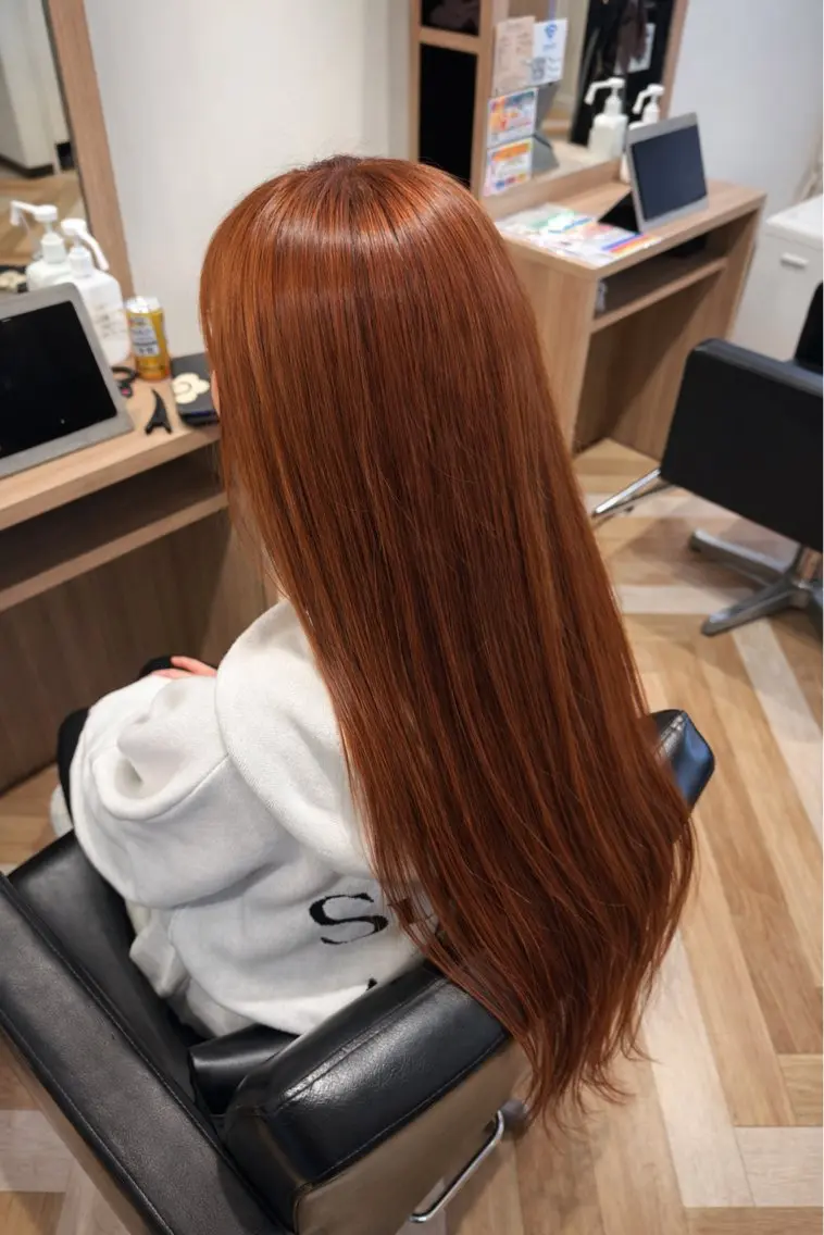 ロング カラー ブラウンカラー カッパーブラウン ヘアカラー ✨艶/パーマ/長岡 /剣持快吏✨のヘアスタイル