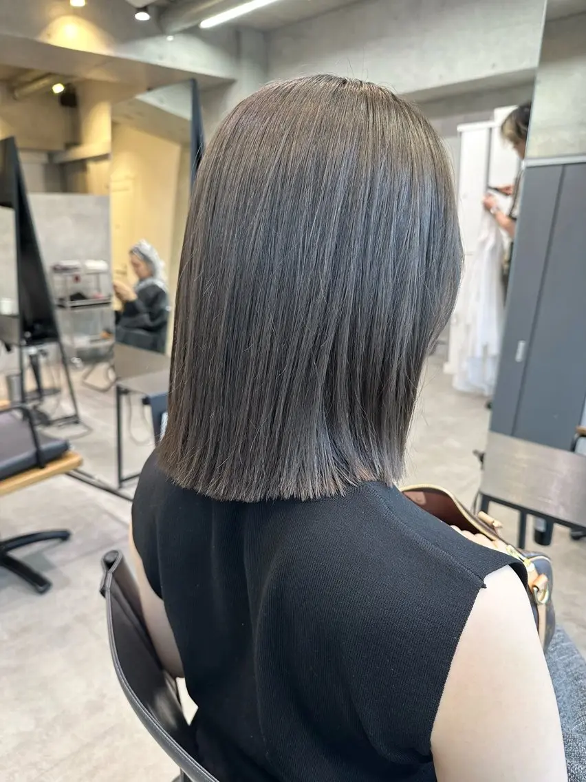 ミディアム 髪質改善 カット ヘアカラー トリートメント オシャレ髪✔️ 店長オオキアキヒロのヘアスタイル