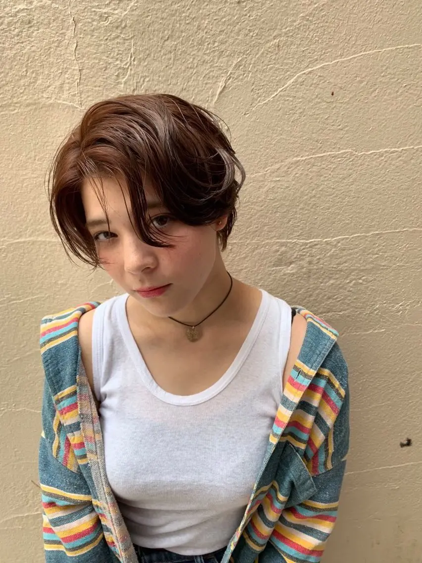 ショート 🔥コテ巻き風 ボブパーマ🔥のヘアスタイル