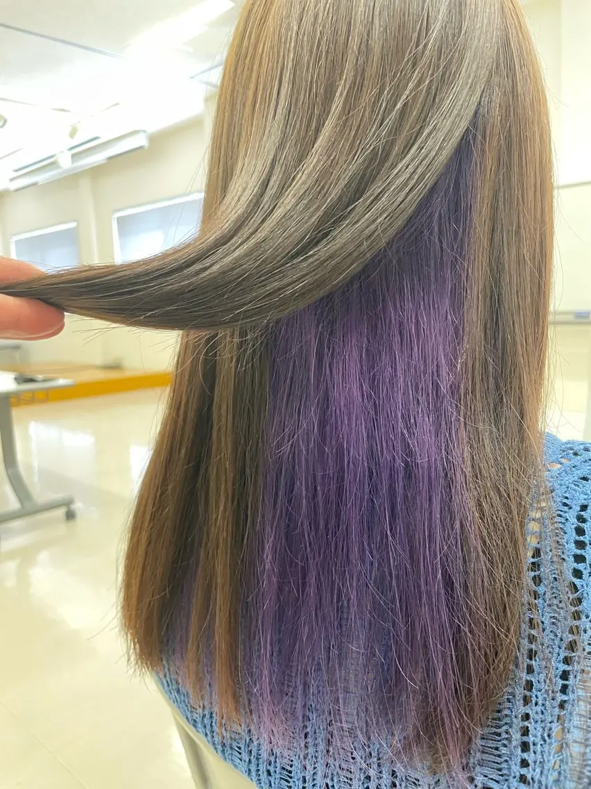 ロング カラー インナーカラー 齋藤 美幸のヘアスタイル