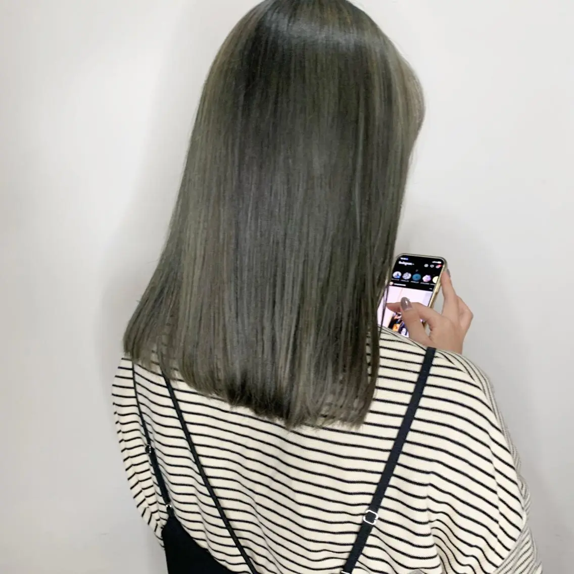 カラー 塚本 悠里のヘアスタイル