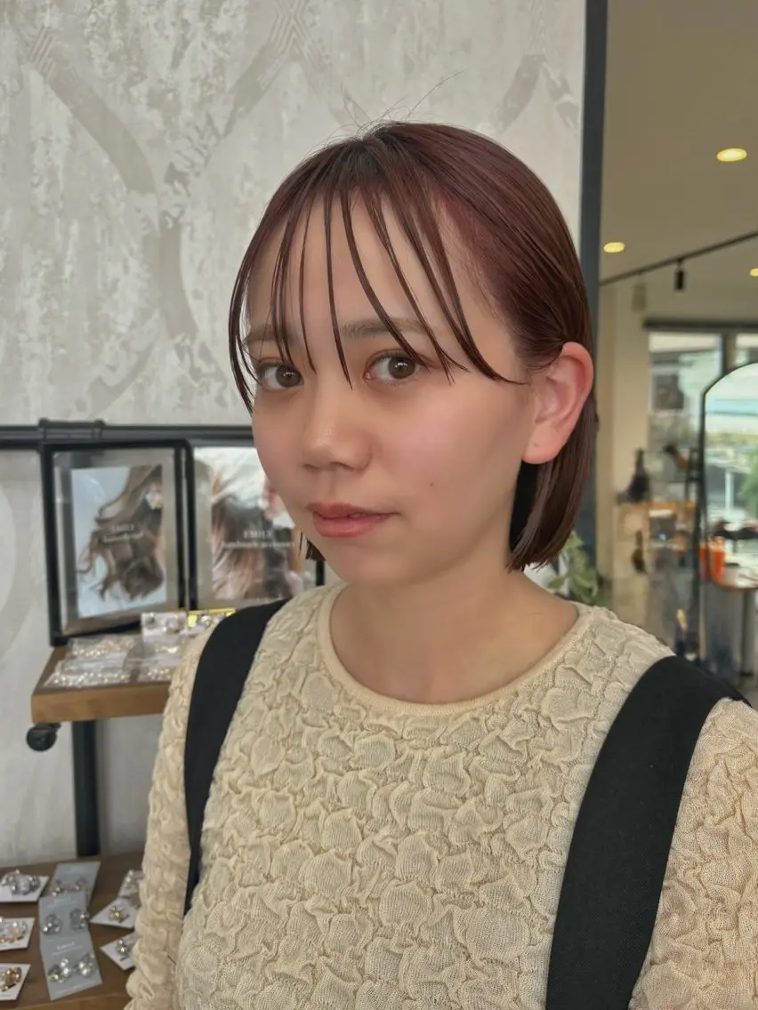 ショート M. YURIのヘアスタイル