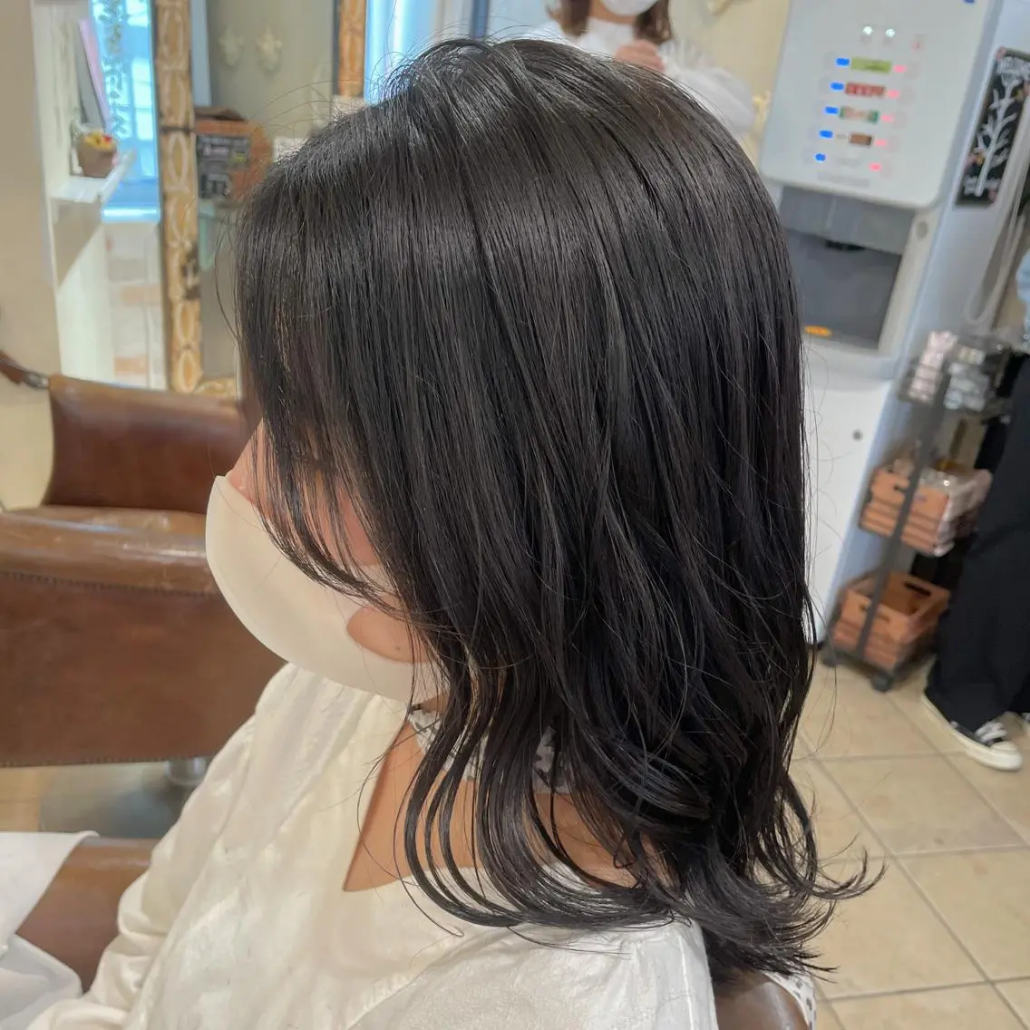 ミディアム ヨシンモリ 韓国風ヘア レイヤーカット カット トリートメント 切りっぱなしボブ ソノキユウカのヘアスタイル