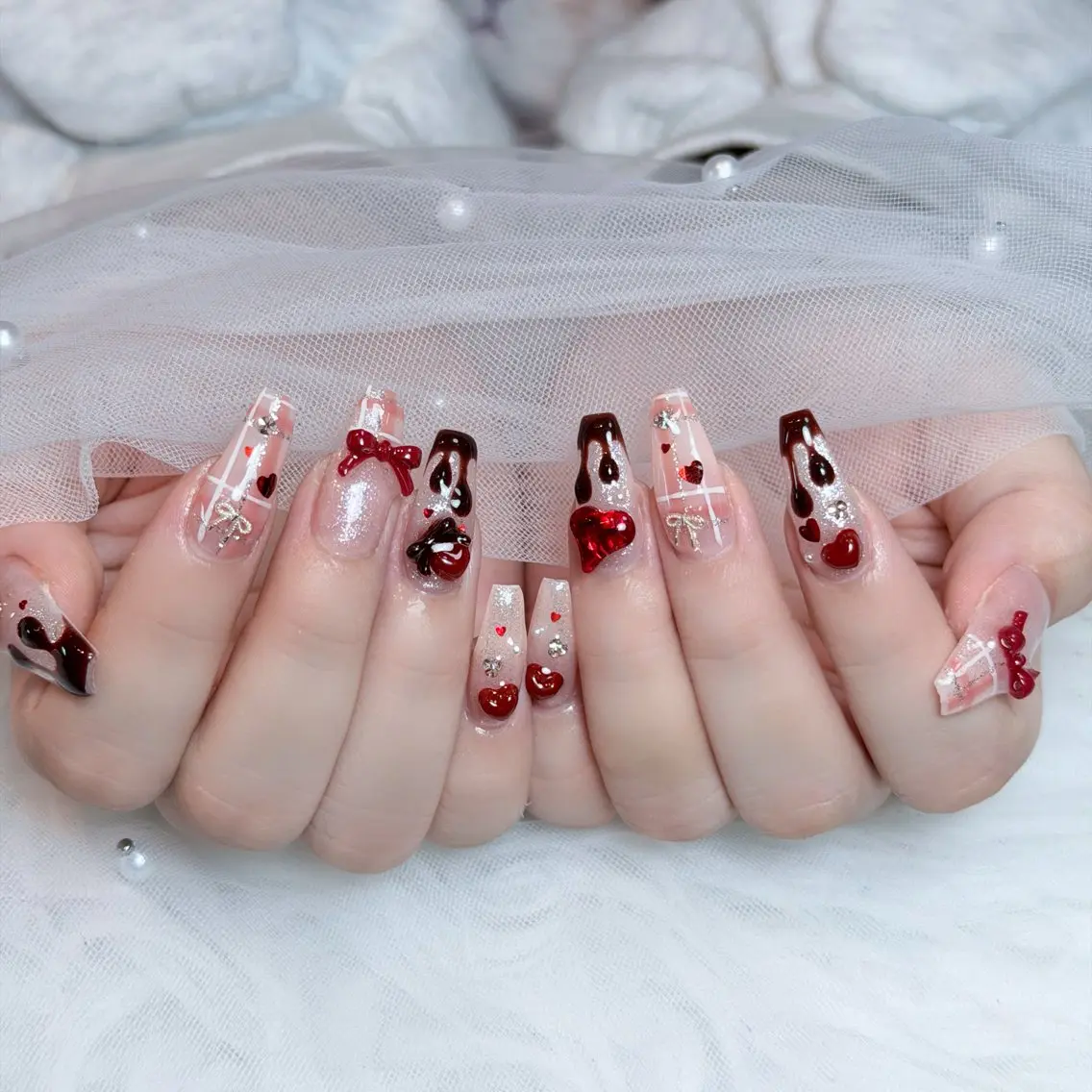 ネイル オーロラネイル ボルドー ブラウン 氷ネイル・うるうるネイル キラキラネイル Julli NailStudioのネイルデザイン