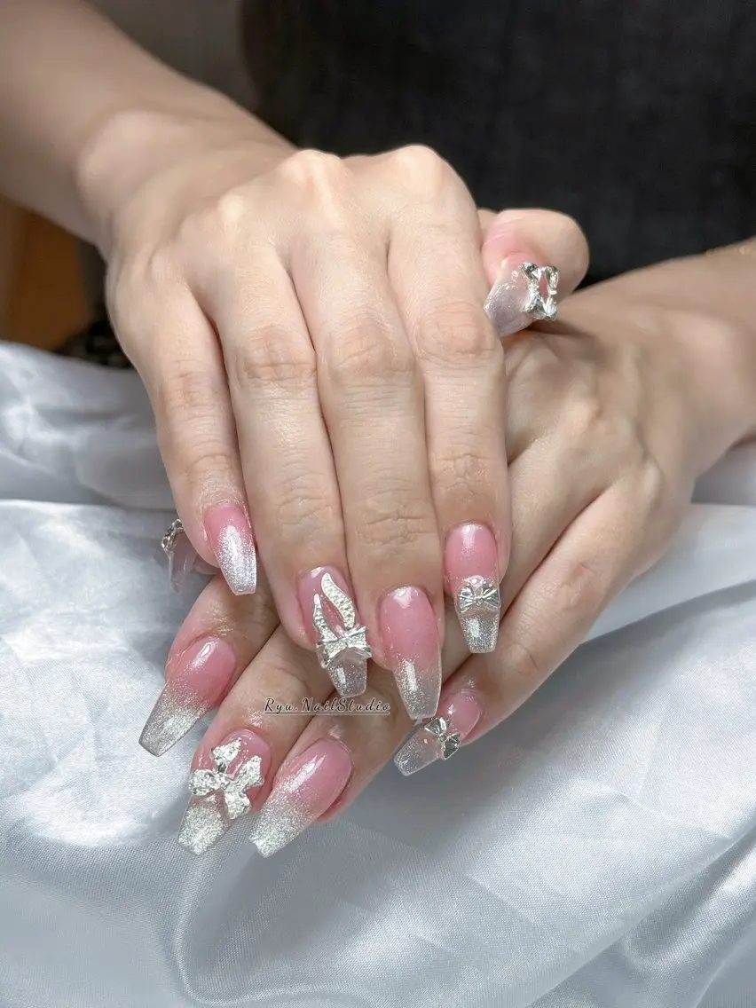 ネイル アートネイル ジェルネイル グラデーション マグネットネイル ニュアンスネイル ハンドネイル Ryu nail studioのネイルデザイン