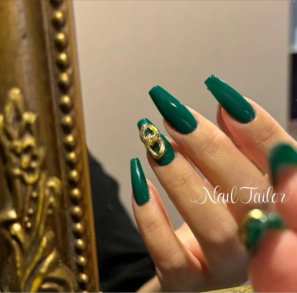 ネイル 長さ出し グリーン ロングネイル ワンカラーネイル スカルプネイル ハンドネイル NailTailor ネイルテイラーのネイルデザイン