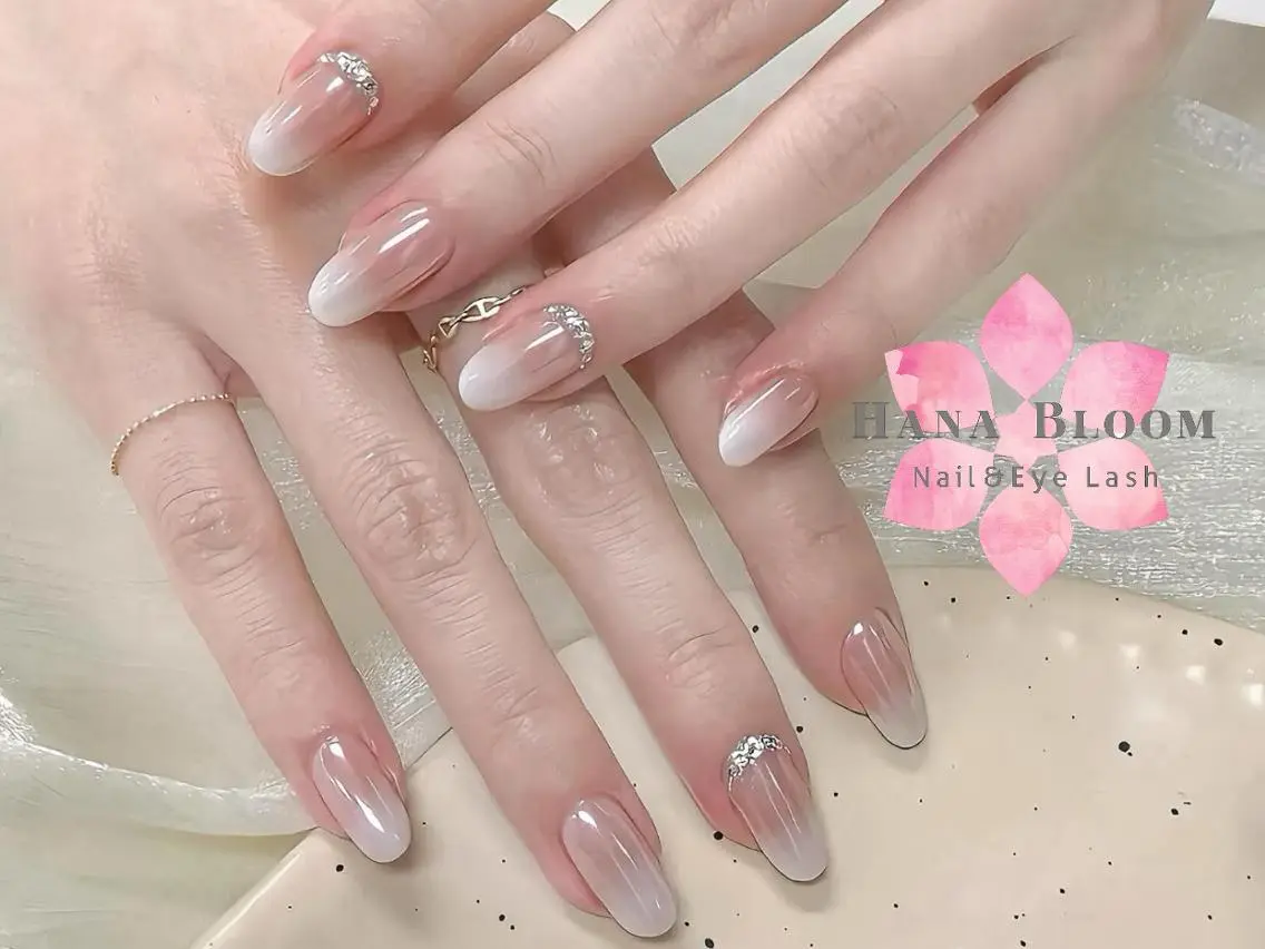 ネイル フレンチネイル ジェルネイル マグネットネイル ミラーネイル 持ち込み ハンドネイル ハンドケア Hana Bloom Nail💜Akiのネイルデザイン