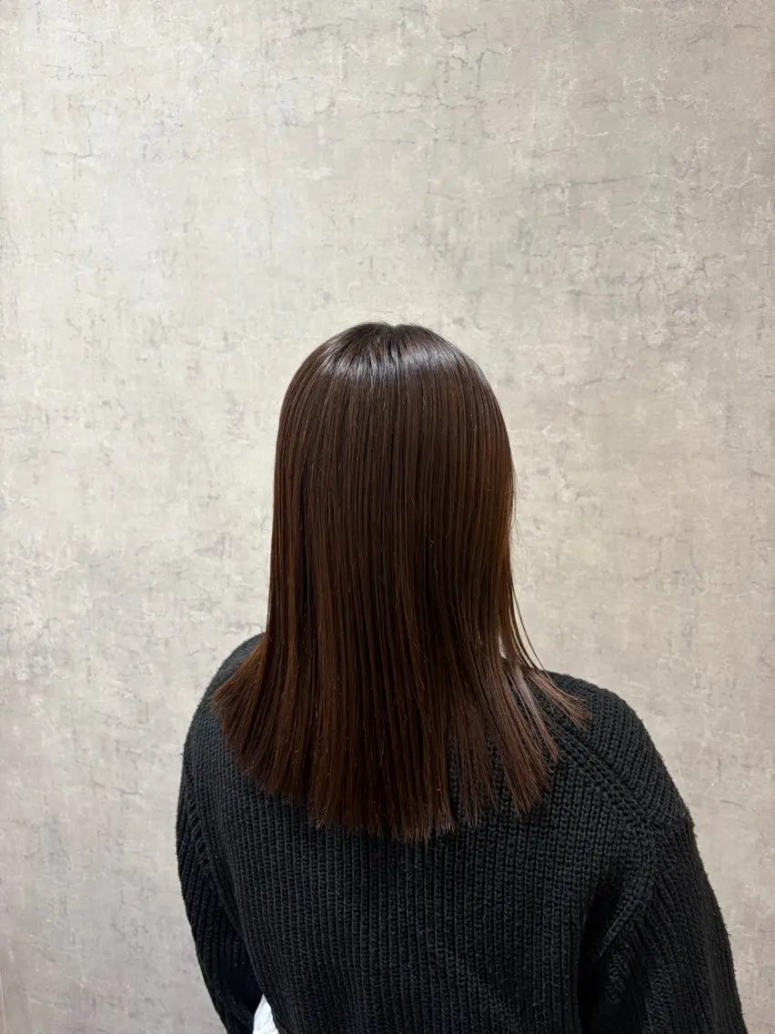 セミロング カット 縮毛矯正 トリートメント 艶髪/透明感カラー 下山 萌華のヘアスタイル