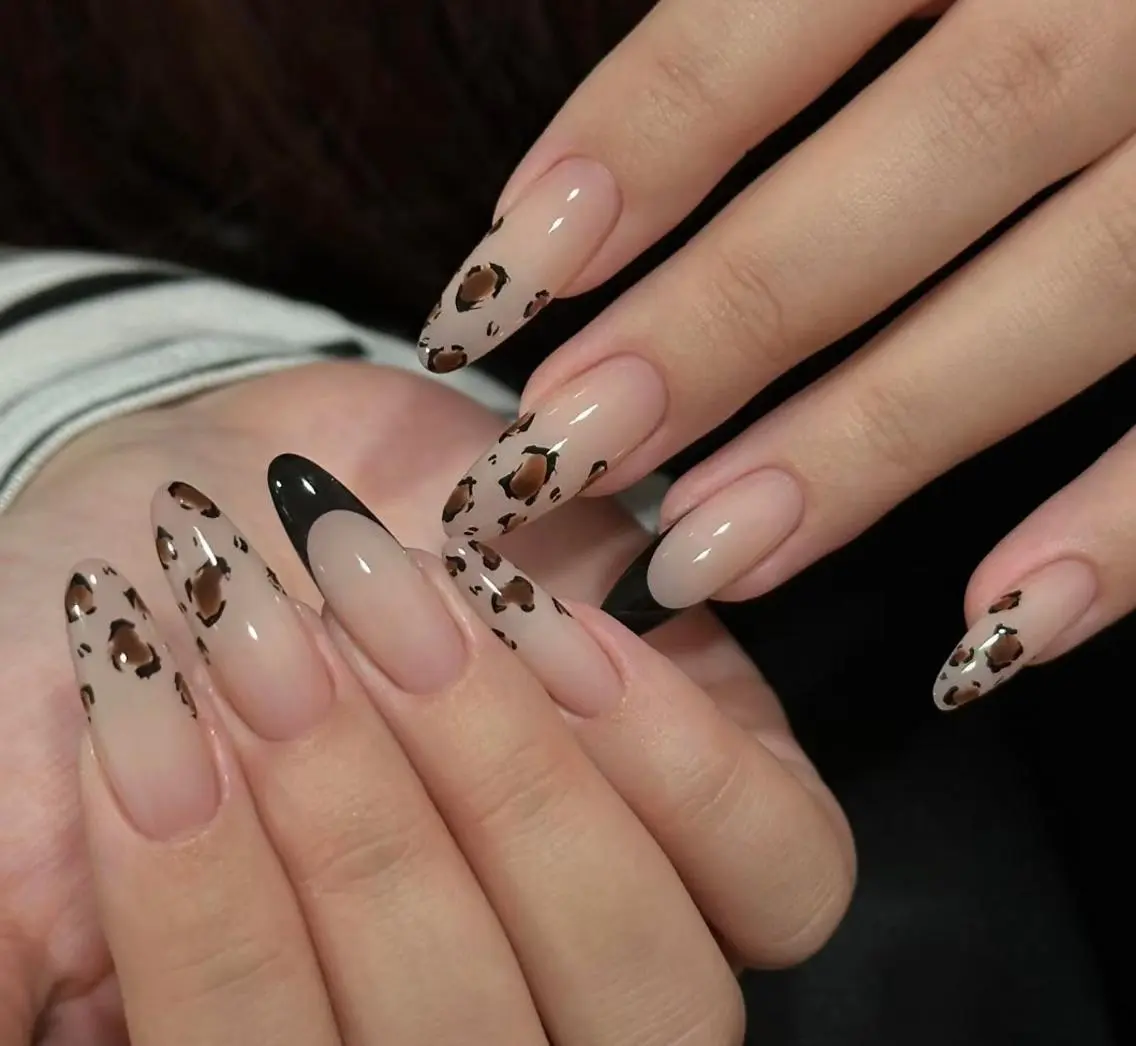 ネイル ハンドネイル ハンドケア 🍑 momo_nailのネイルデザイン
