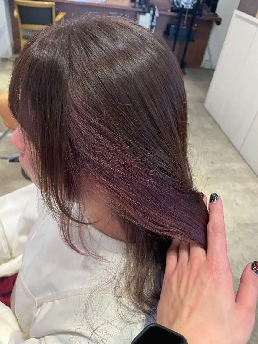 セミロング カラー イヤリングカラー パープルカラー カット ヘアカラー トリートメント EARTH菊名店👾 ひらのすぐるのヘアスタイル