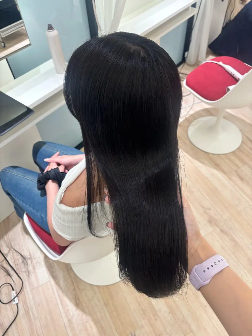 ロング カラー ParveMix 岡本えりかのヘアスタイル