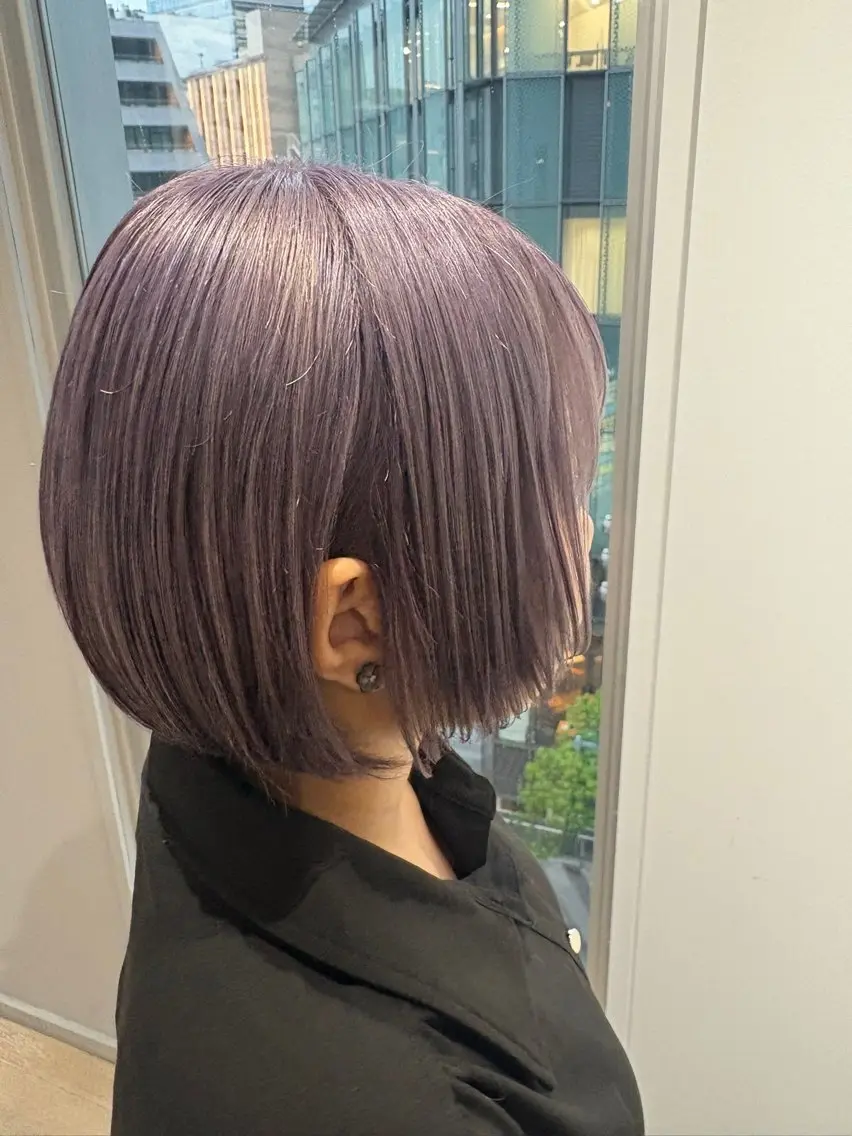 ショート カラー ラベンダーカラー ラベンダーグレー ボブ ヘアカラー トリートメント 鵜飼未玖 カラー/セットのヘアスタイル