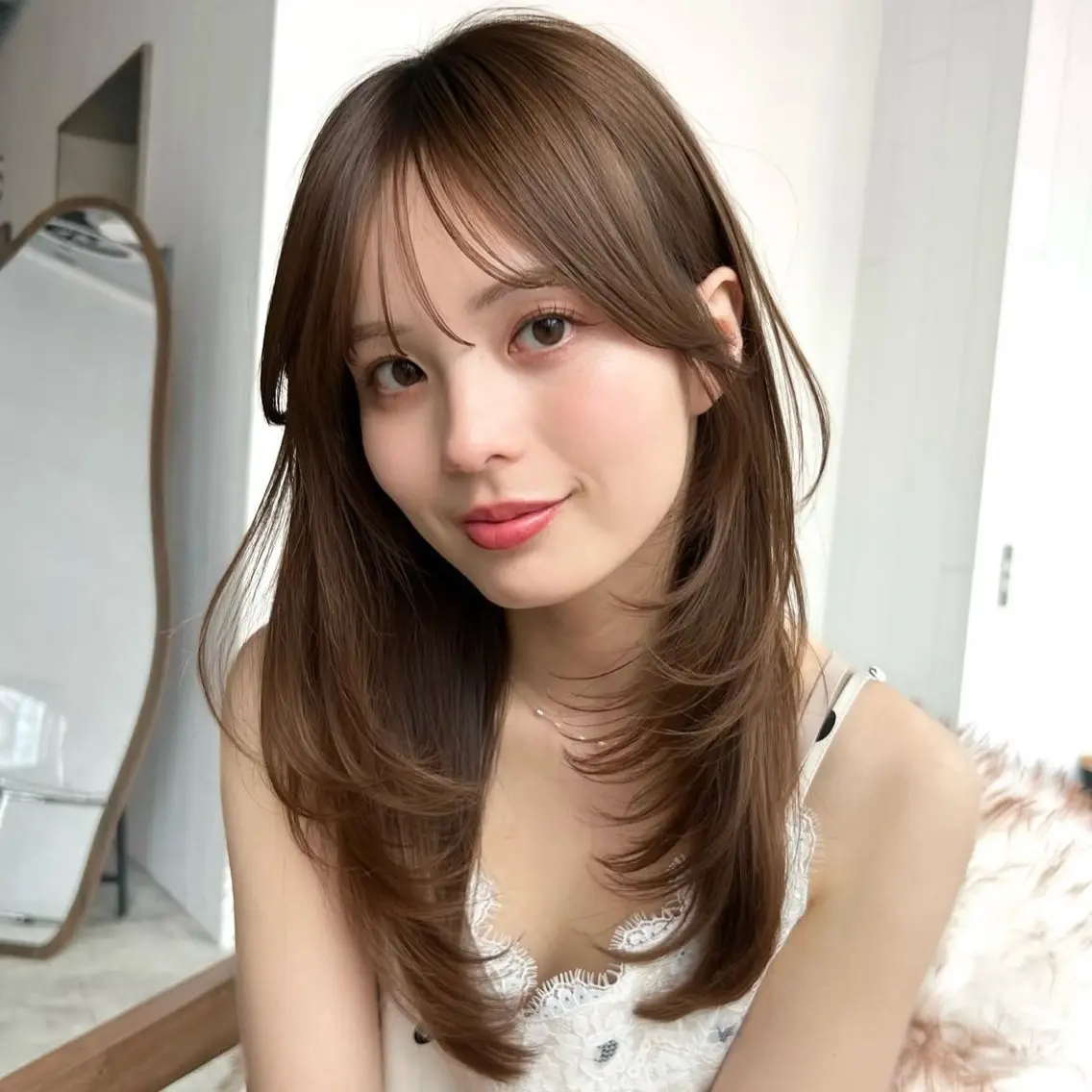 セミロング 池袋レイヤーカット 特化🔥YUUKIのヘアスタイル
