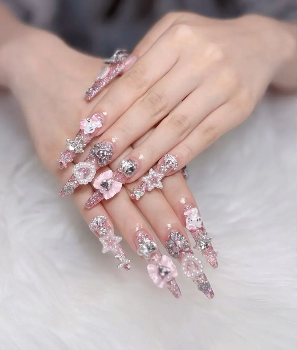 ネイル オーロラネイル チークネイル フットネイル フレンチネイル ジェルネイル ハンドネイル Nichi Nailsのネイルデザイン