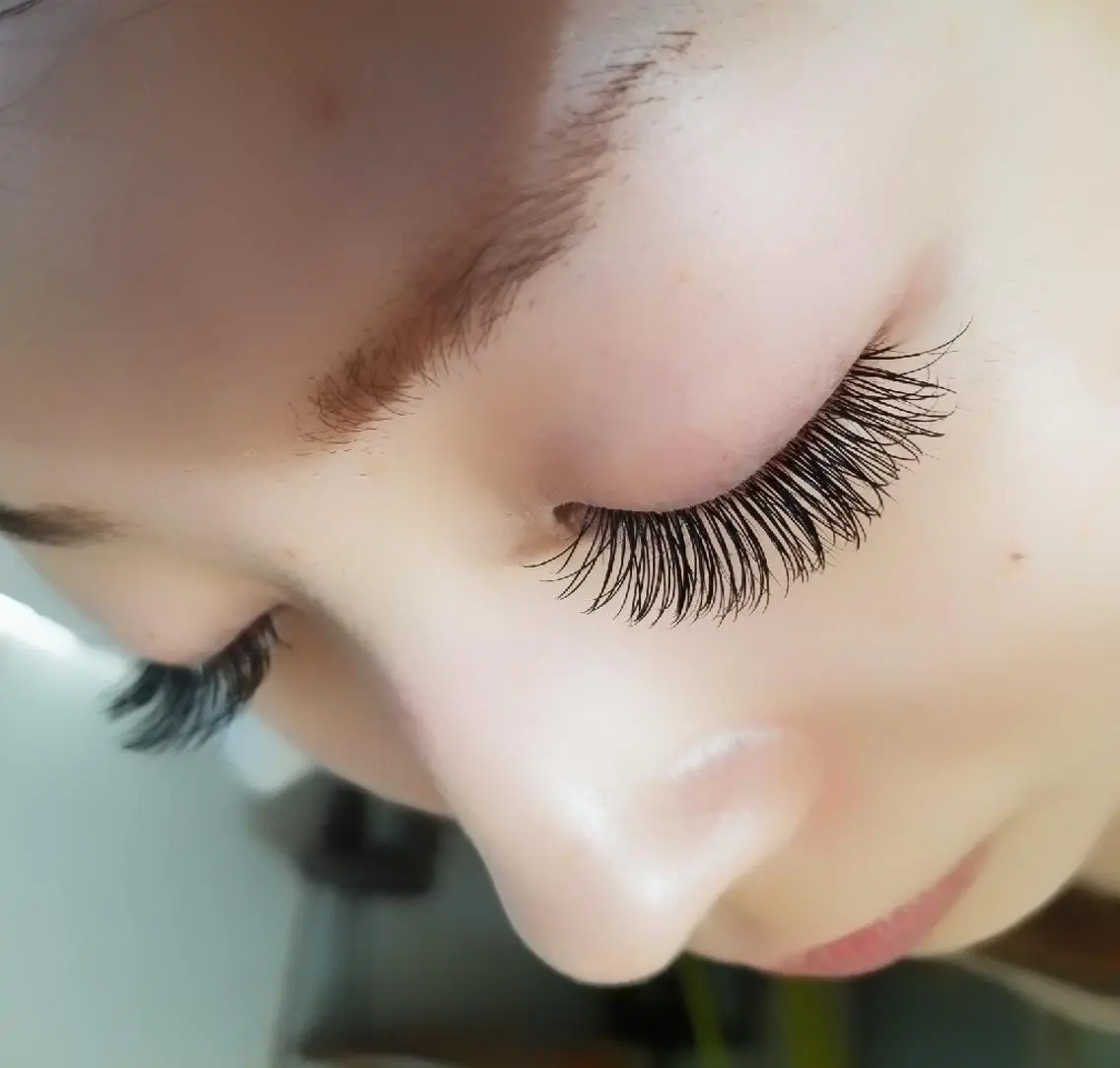 マツエク・マツパ 大野 友梨のヘアスタイル