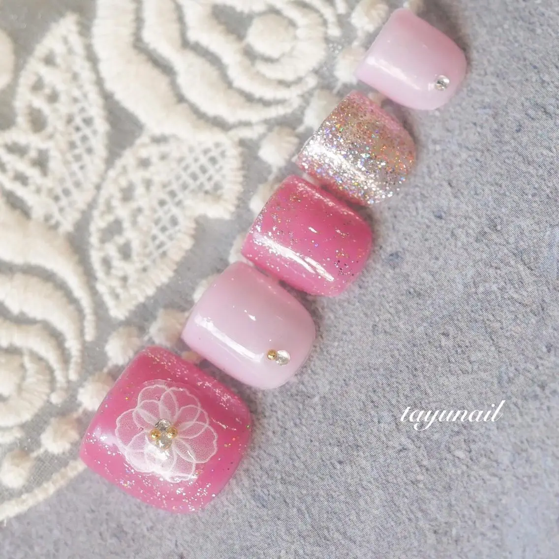 ネイル アートネイル フラワーネイル フットネイル ジェルネイル ニュアンスネイル フットネイル ネイルサロン 【たゆnail】のネイルデザイン