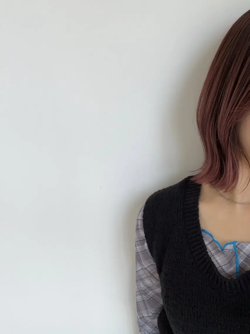 ショート カラー ブリーチ 黒阪 なみのヘアスタイル