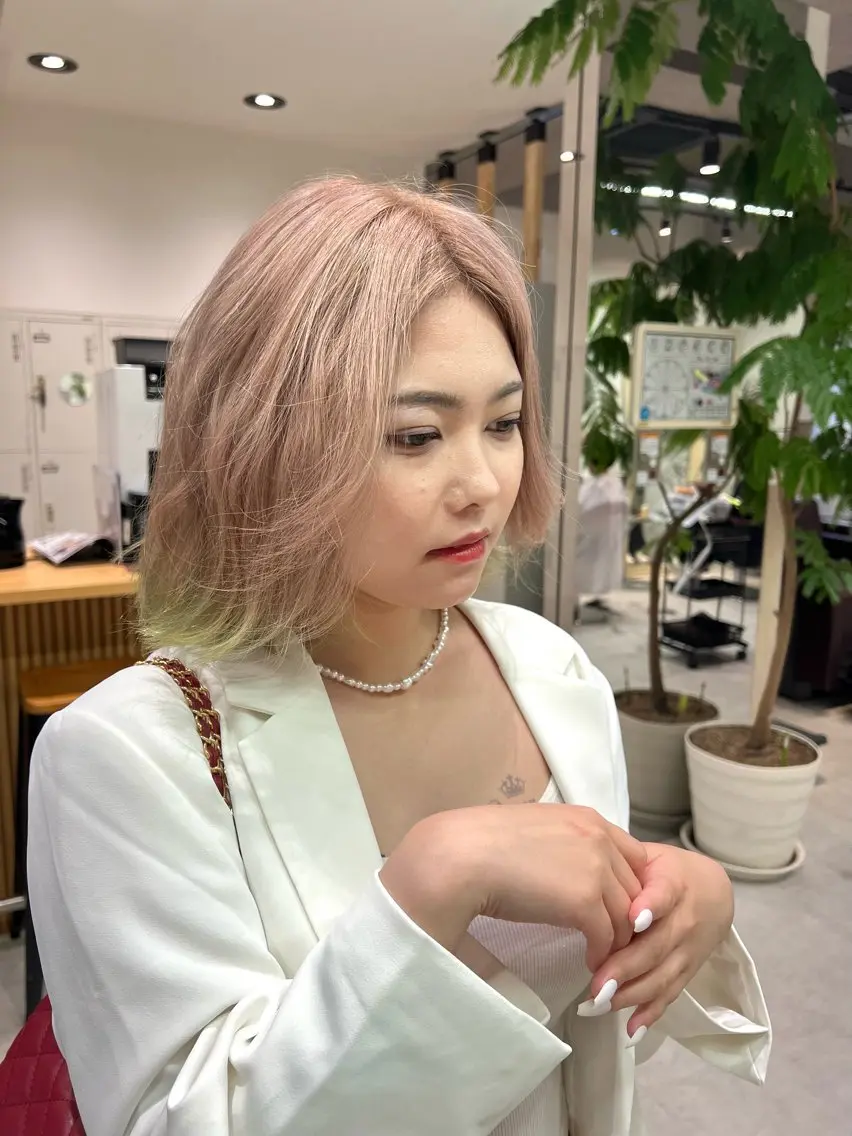 ショート カラー ヘアカラー トリートメント 🍀お悩み改善憧れの 美髪 小林風雅のヘアスタイル
