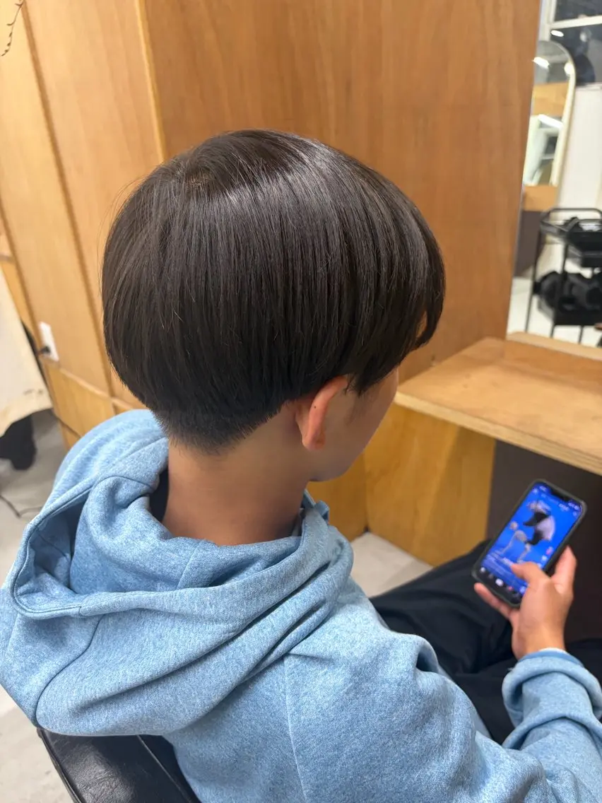 6月は大阪、福島店になります。キッズカット✂️+シャンプーの写真