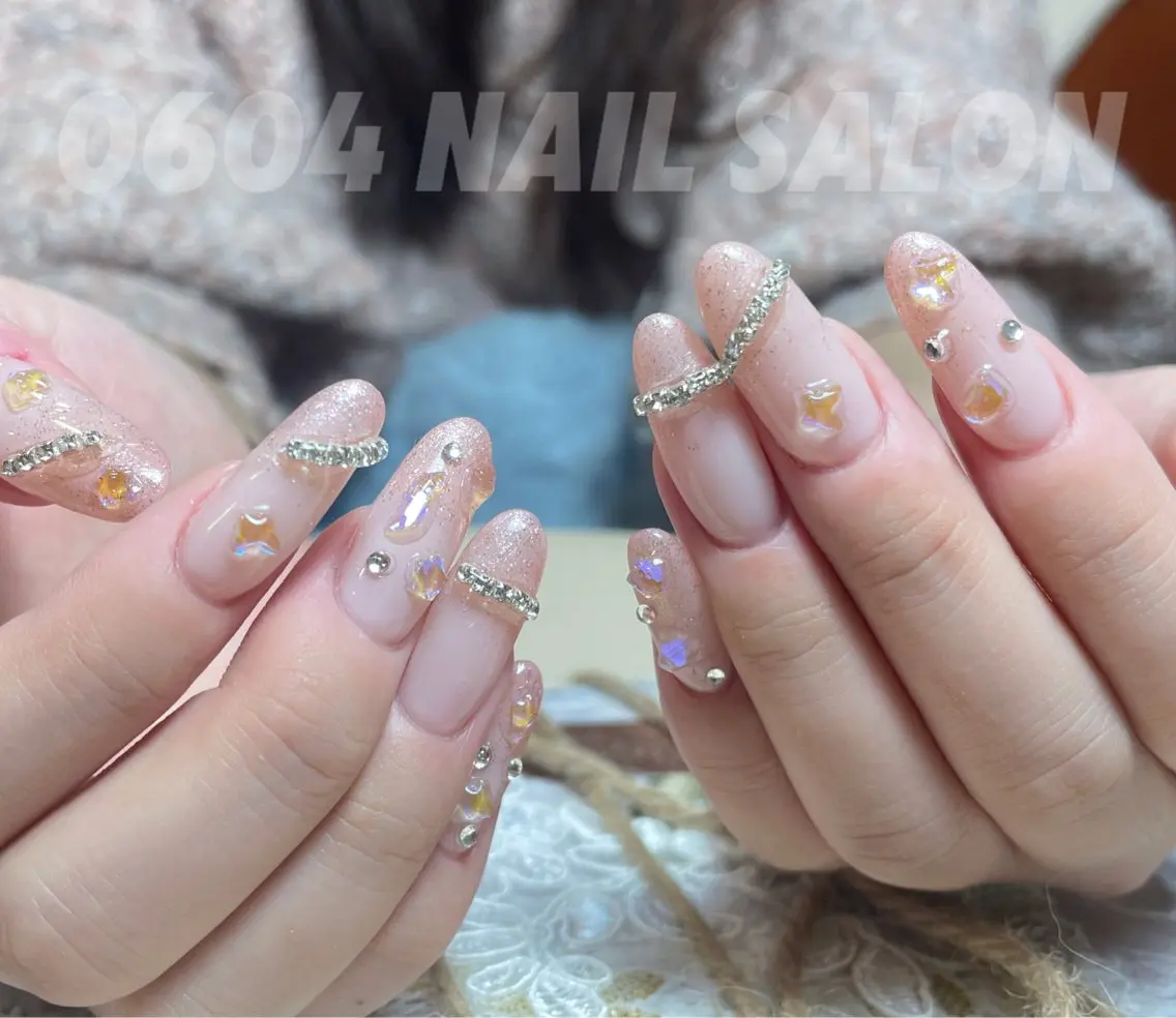 ネイル ishiro 🍂のネイルデザイン
