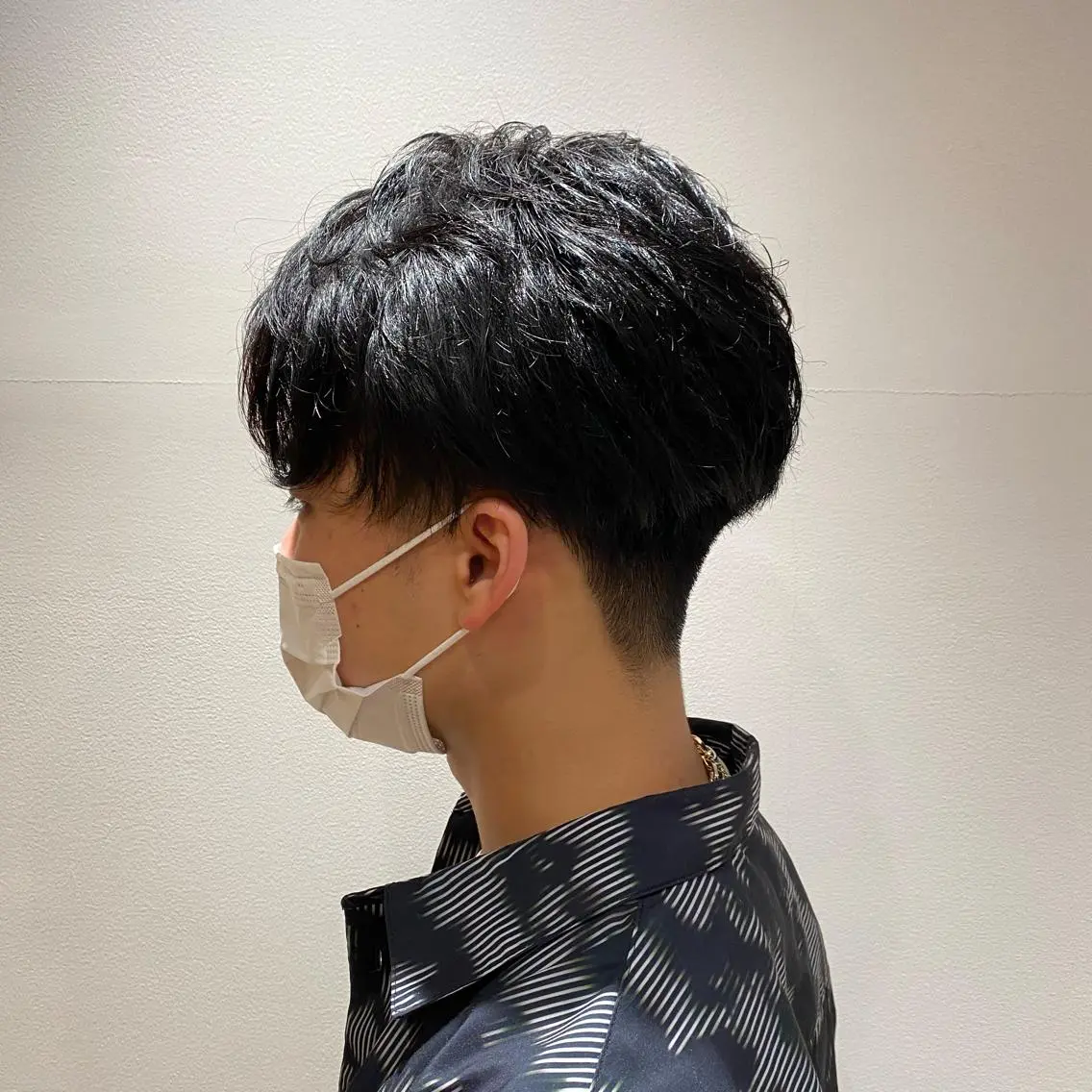 ショート メンズ フェードカット マッシュ 刈り上げ 丸田 幹太のヘアスタイル