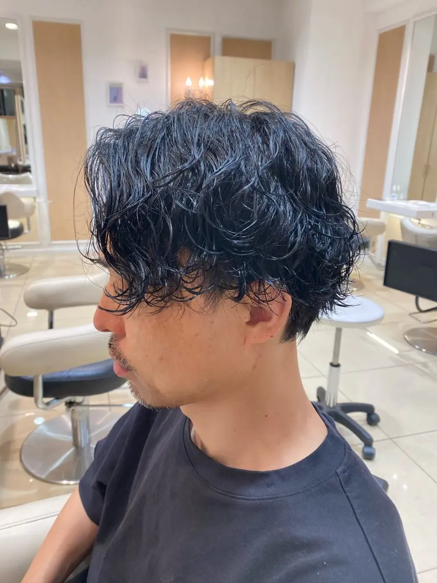 ショート パーマ メンズ カット パーマ メンズ特化型美容師 栗山勇人のヘアスタイル