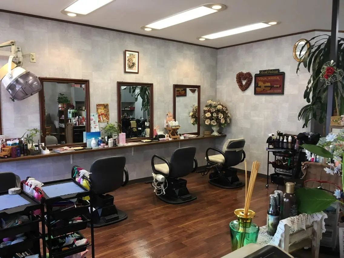 西田 力奈子のヘアスタイル