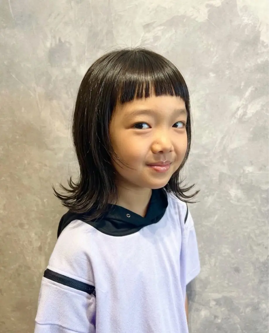 ミディアム 外ハネヘア ワイドバング T Akaneのヘアスタイル