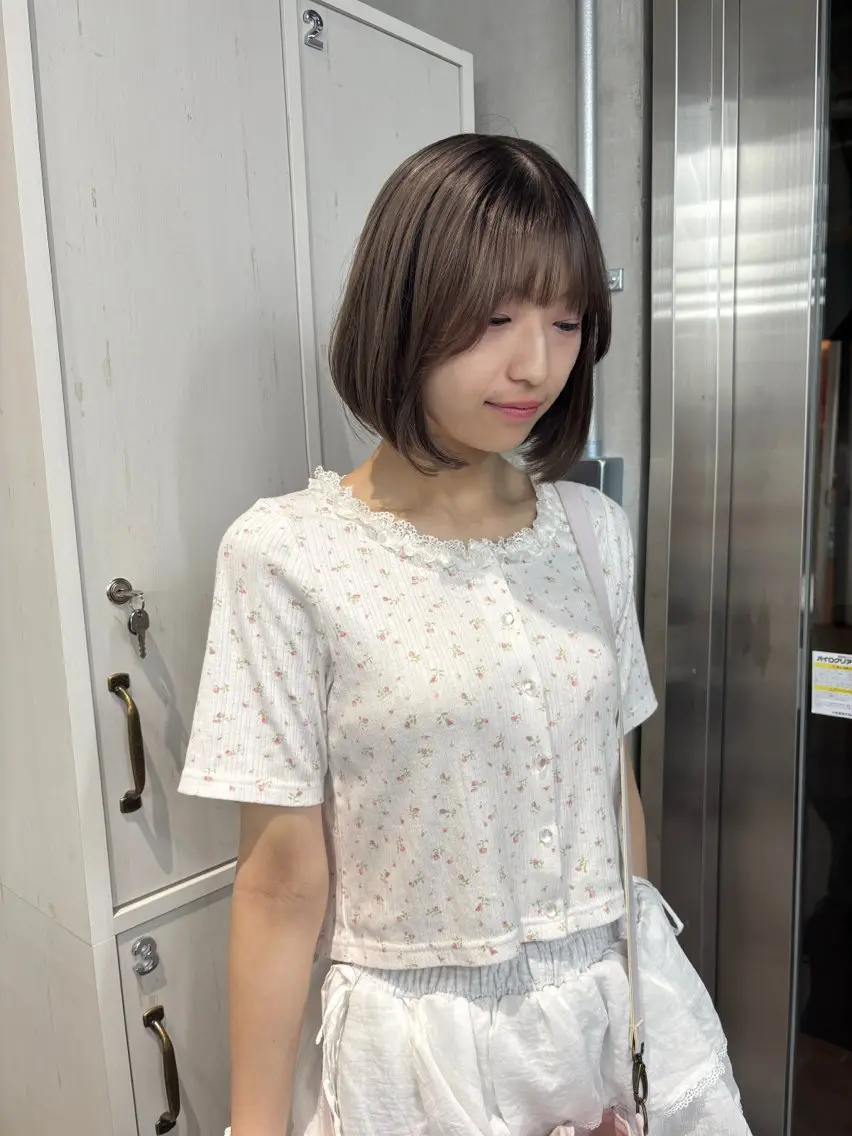 ショート カラー ブリーチ グレージュ ボブ 玖須　綾音 /柔らかい海外ヘア♡のヘアスタイル