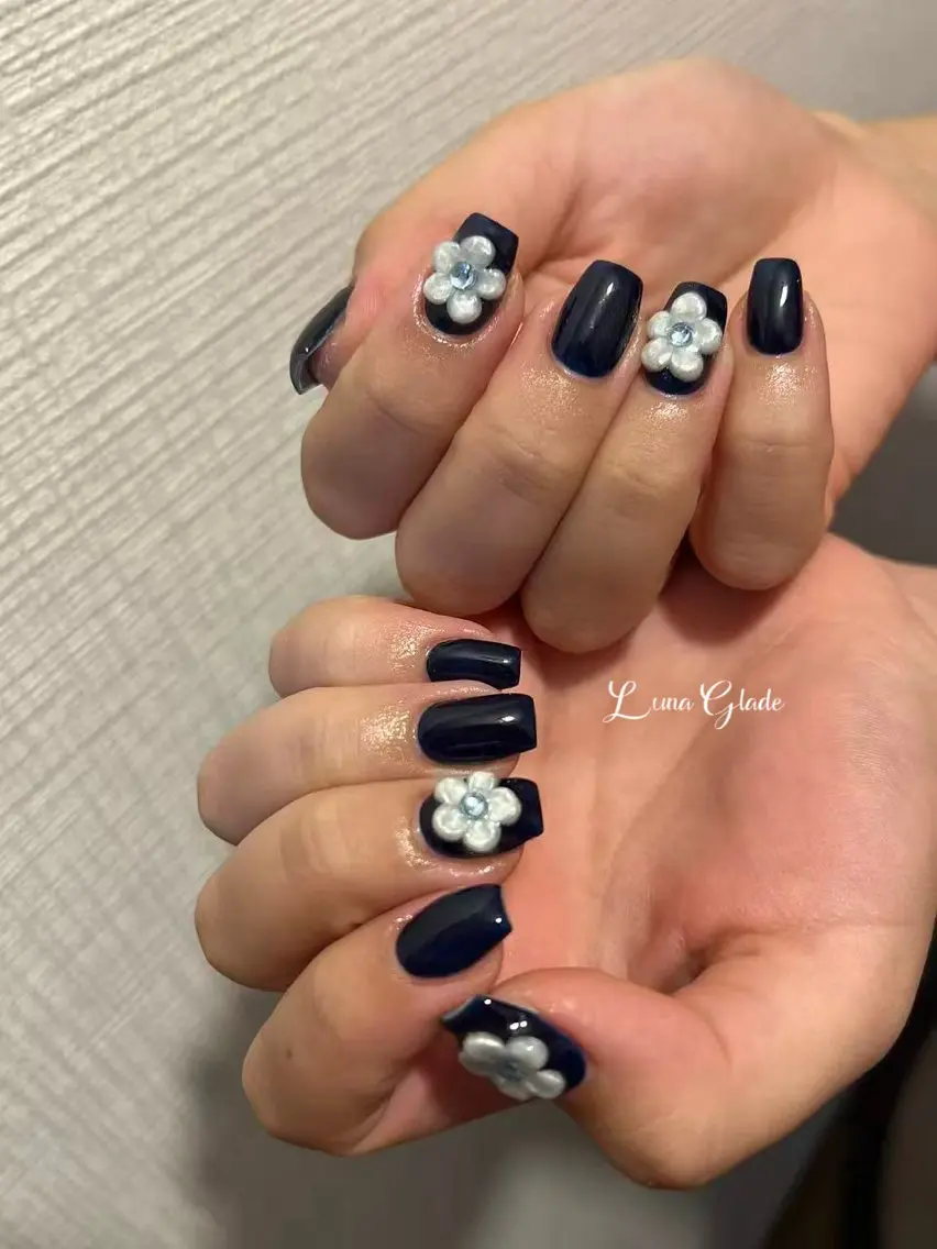 ネイル ハンドネイル Luna Gladeのネイルデザイン