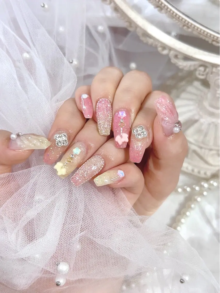 ネイル Miss Shirley新宿のネイルデザイン