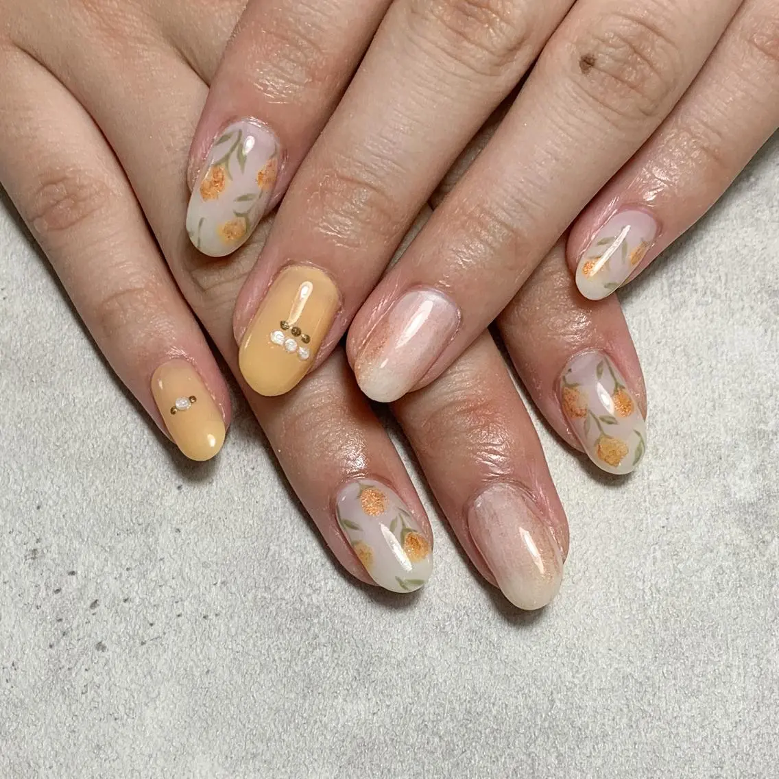 ネイル ハンドネイル FIORITURA aiのネイルデザイン