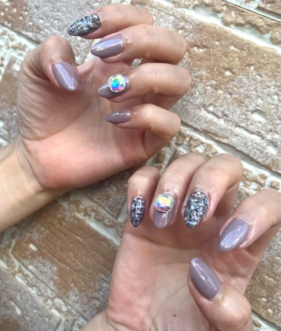 ショート 2DY NAIL SALONのネイルデザイン