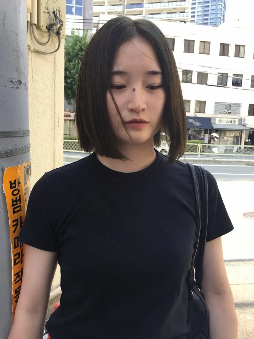 カラー グレージュ オリーブグレージュ オリーブグレー ヘアカラー 川上 愛依のヘアスタイル