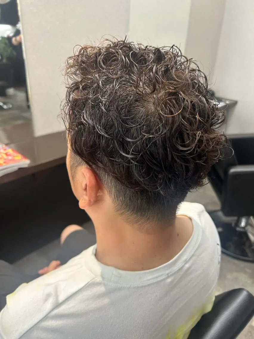 ミディアム パーマ メンズ Le Lien OURAのヘアスタイル
