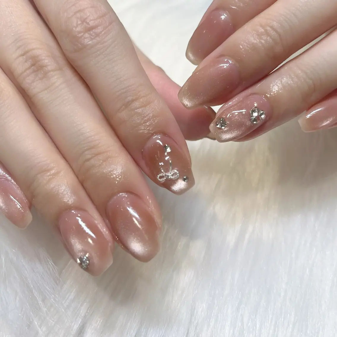 ネイル アートネイル ガーリー 韓国ネイル 持ち込み ワンホンネイル KOKONA 🎀のネイルデザイン