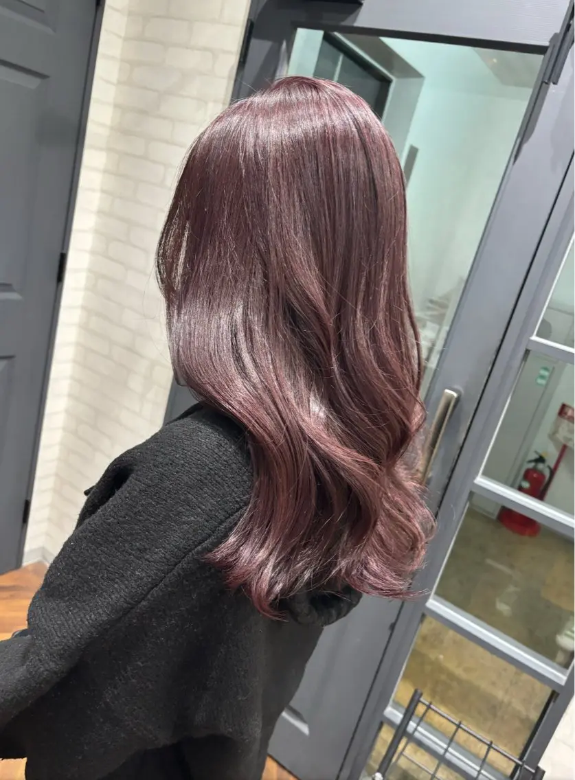 ロング カラー ヘアアレンジ カット ヘアカラー トリートメント kei🤎ベージュ /透明感カラー/博多のヘアスタイル